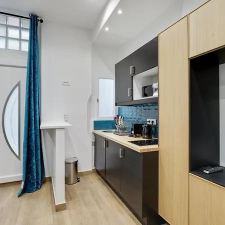 115 John - Superbe A Paris