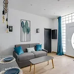 115 John - Superbe A Apartment